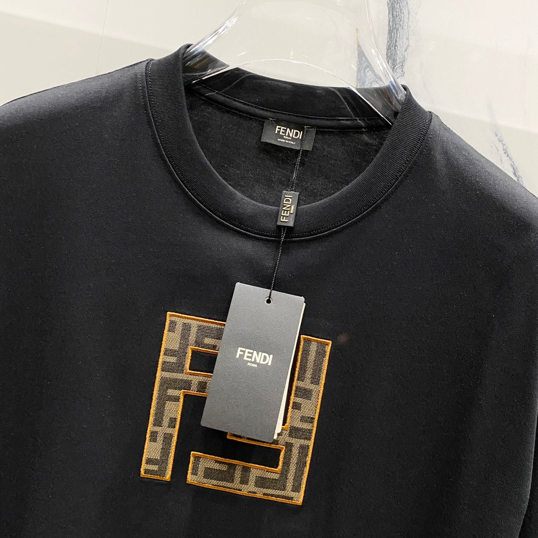 LuxluxHouse Best Quality Clothes Fendi T-shirt