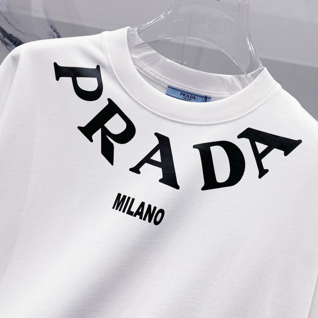 LuxluxHouse Best Quality Clothes T-shirt Prada