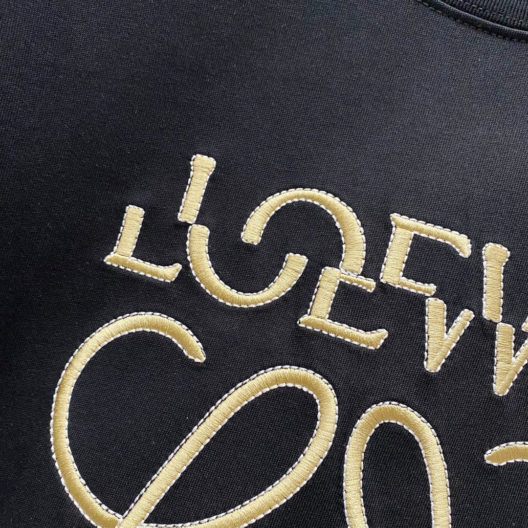 LuxluxHouse Best Quality Clothes T-shirt Loewe