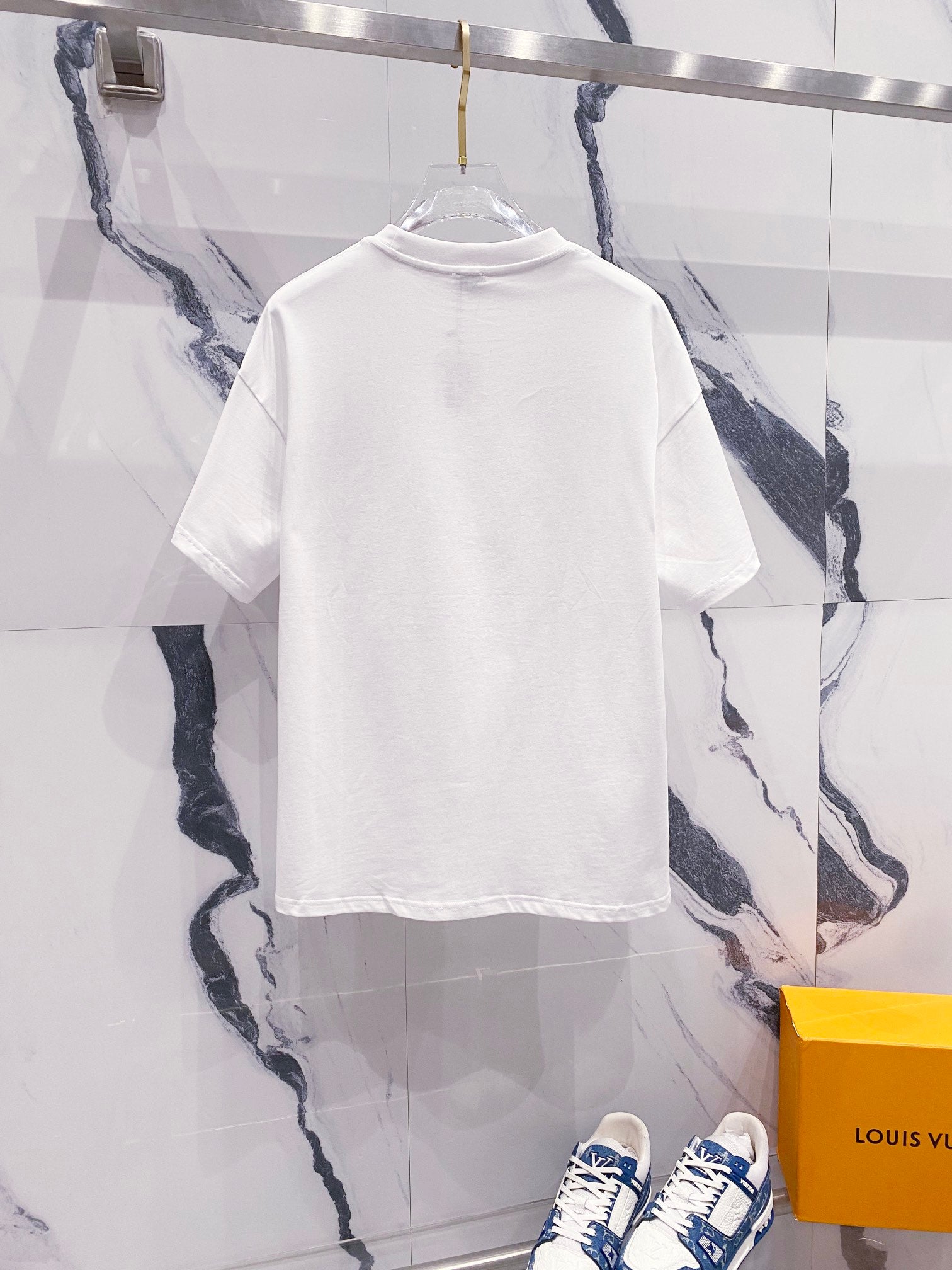 LuxluxHouse Best Quality Clothes T-shirt Loewe