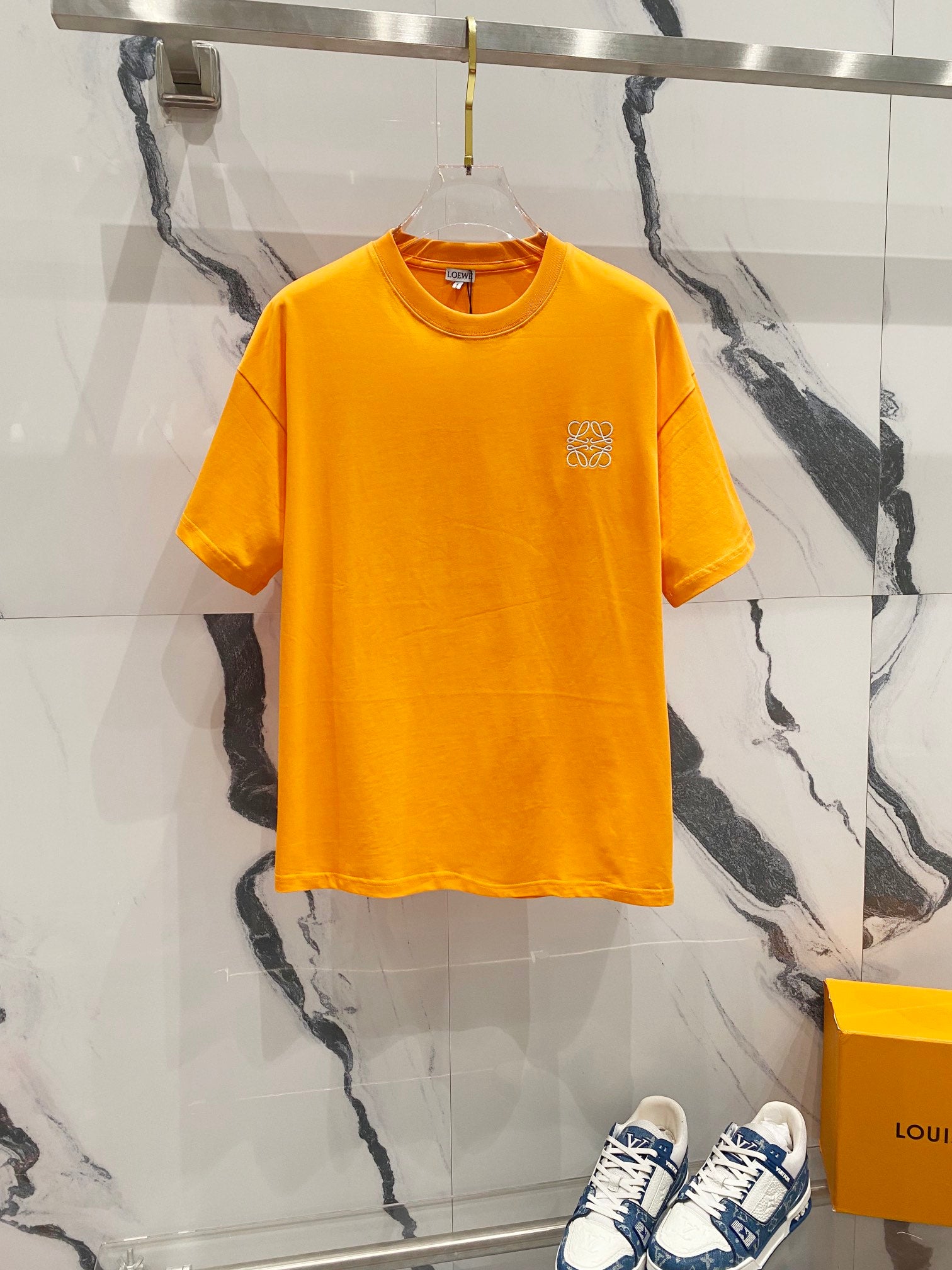 LuxluxHouse Best Quality Clothes T-shirt Loewe