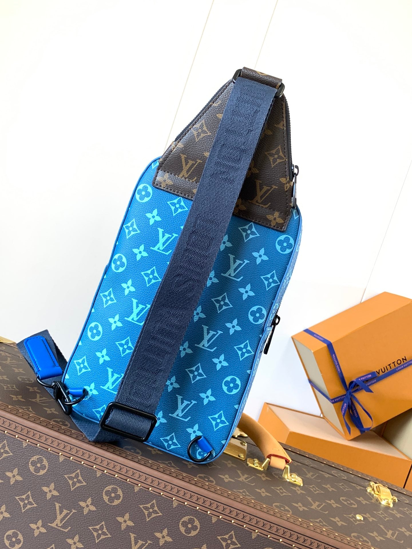 LuxluxHouse Best Quality Bags Louis Vuitton Men