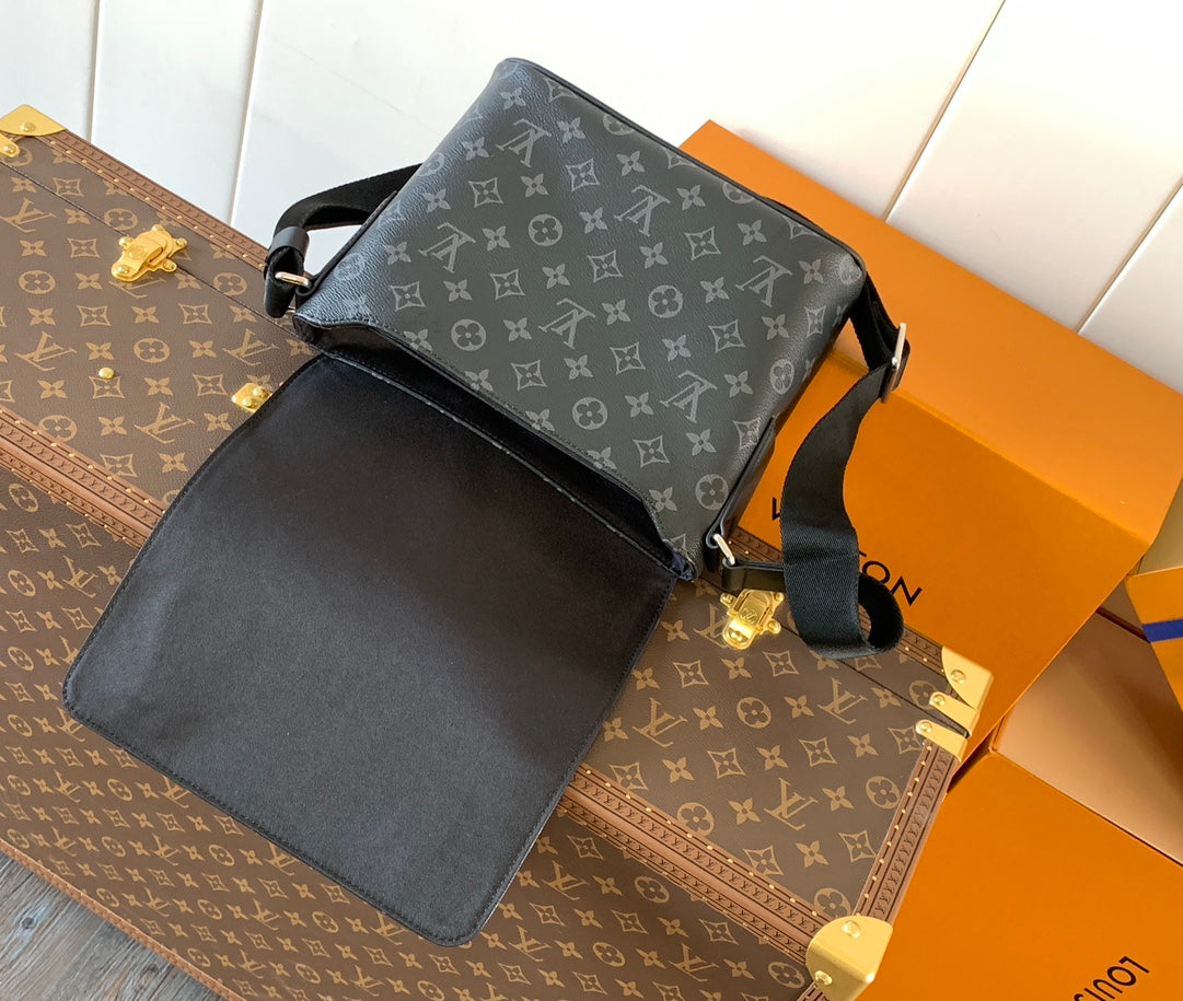 LuxluxHouse Best Quality Bags Louis Vuitton Men