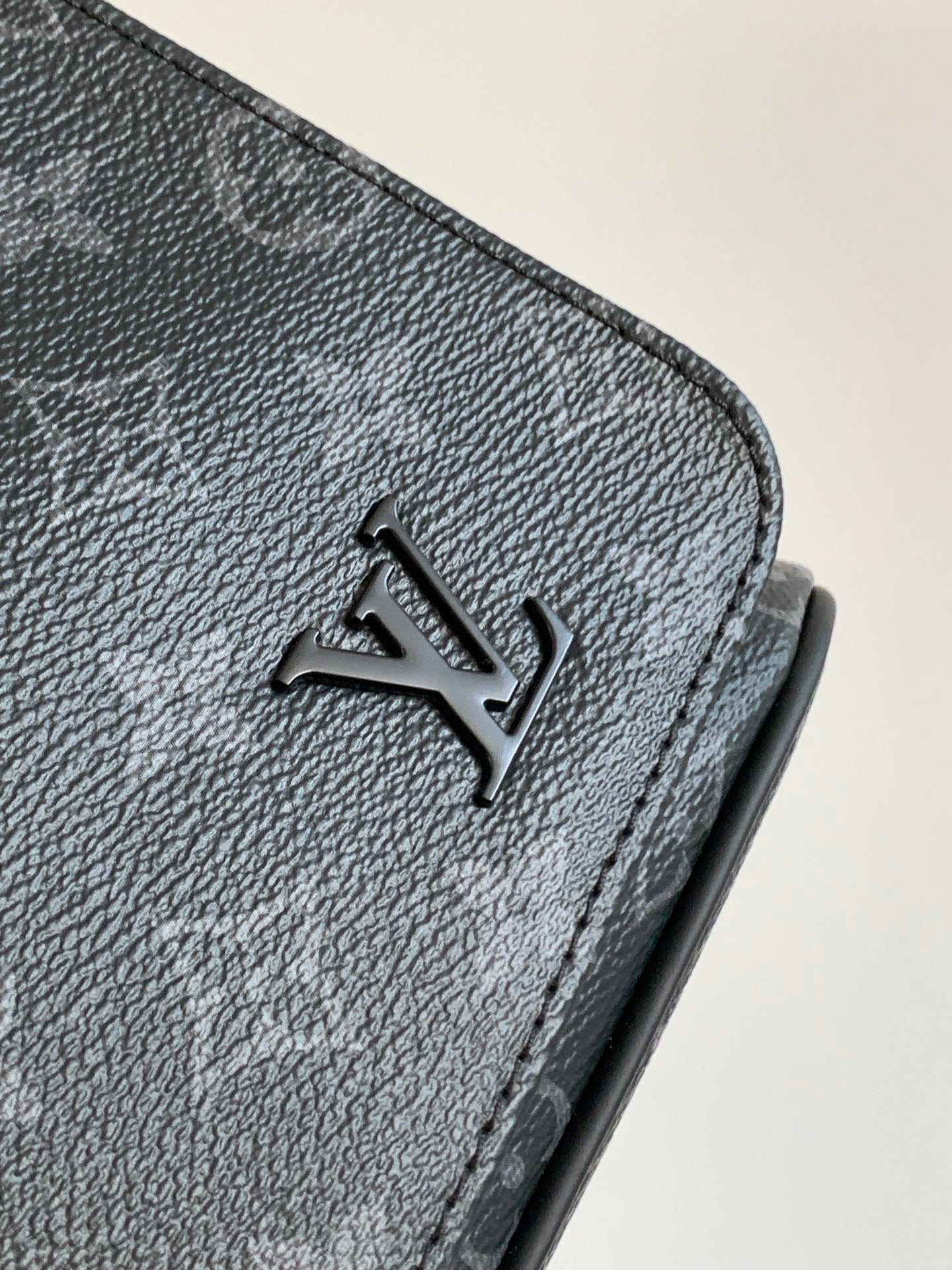 LuxluxHouse Best Quality Bags Louis Vuitton Men