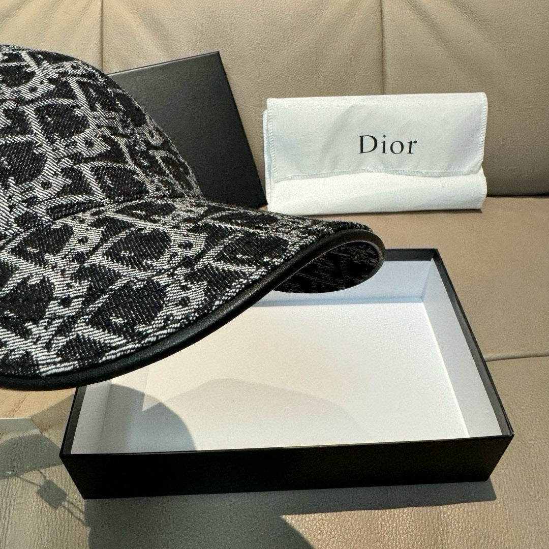 LuxluxHouse Best Quality Caps Dior