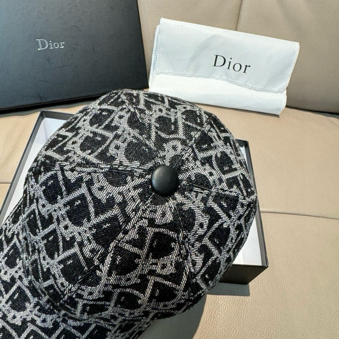 LuxluxHouse Best Quality Caps Dior
