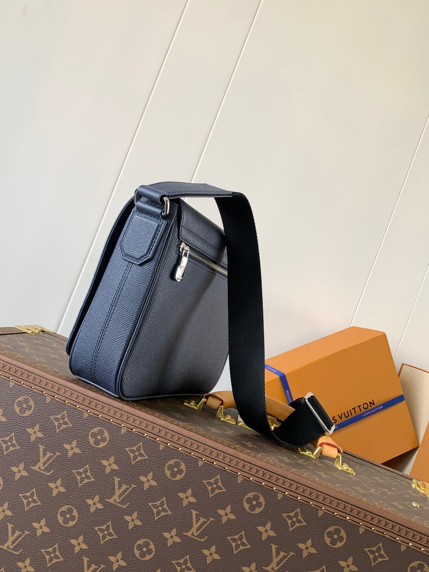 LuxluxHouse Best Quality Bags Louis Vuitton Men