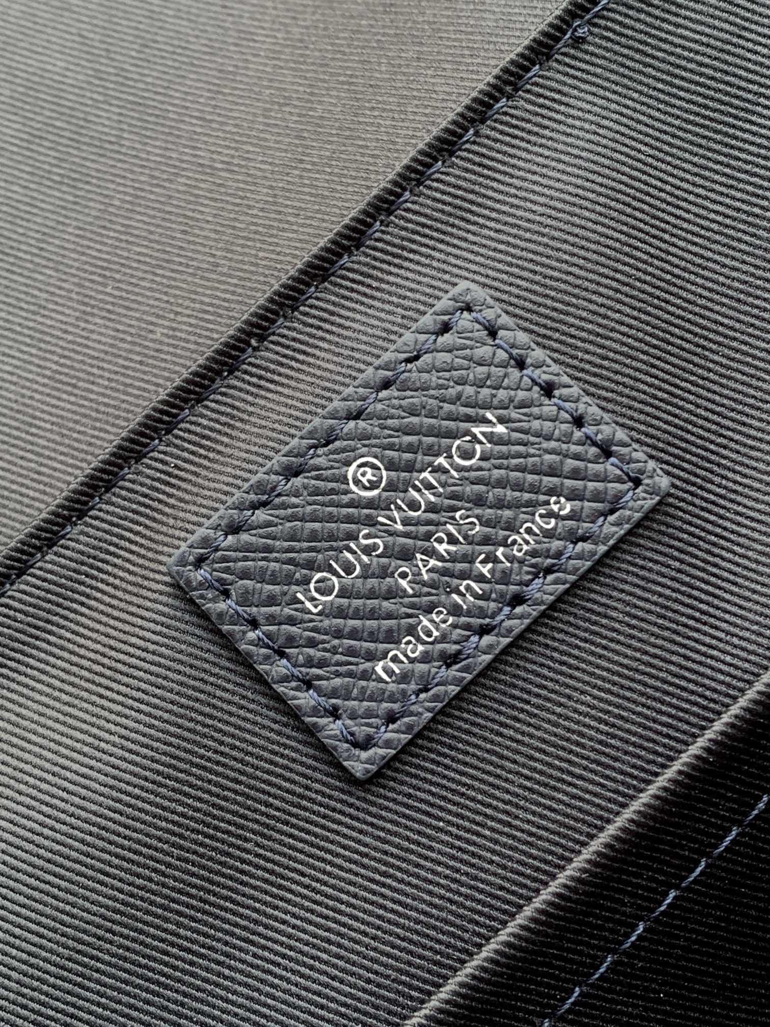 LuxluxHouse Best Quality Bags Louis Vuitton Men