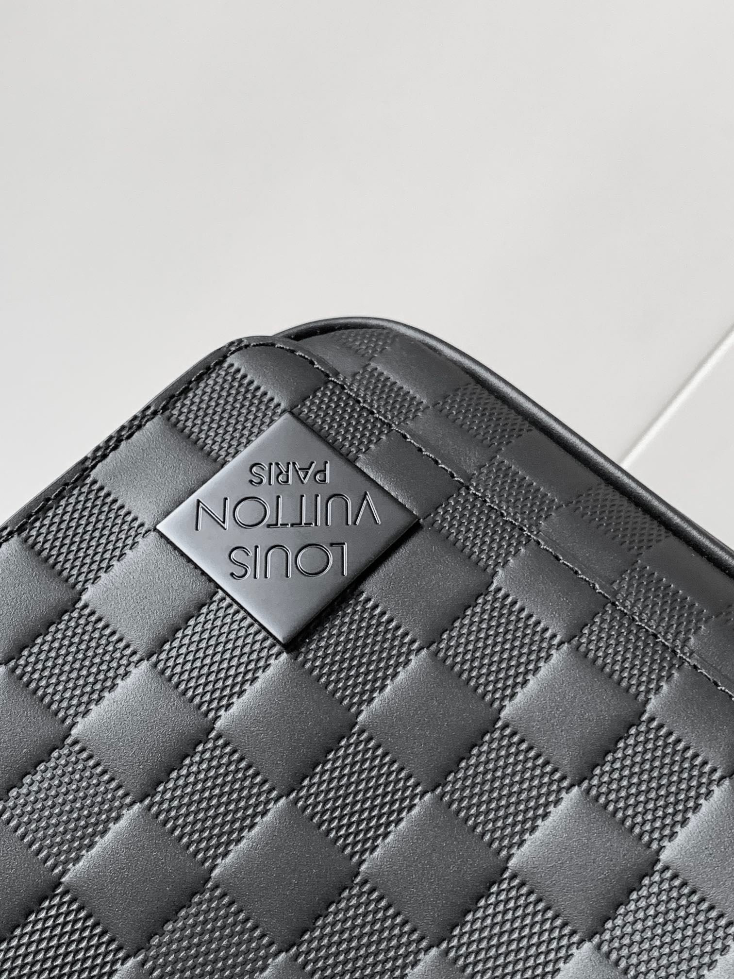 LuxluxHouse Best Quality Bags Louis Vuitton Men