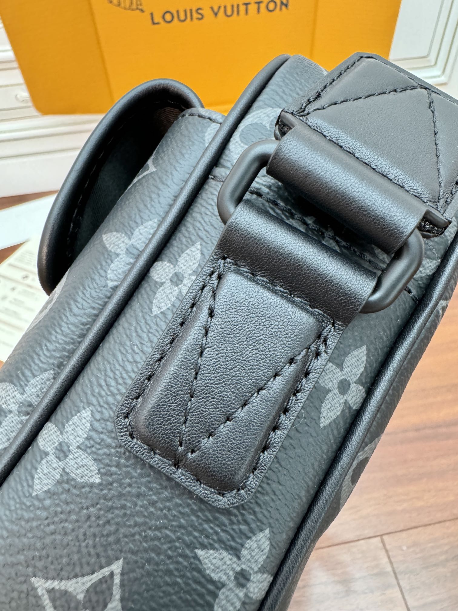 LuxluxHouse Best Quality Bags Best Louis Vuitton Men
