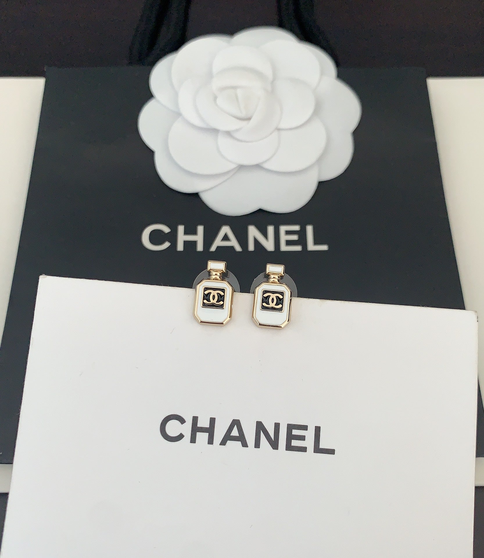 LuxluxHouse Best Quality Accessories Chanel