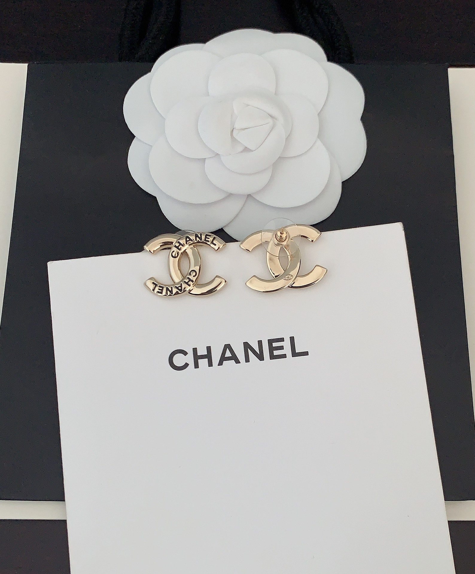 LuxluxHouse Best Quality Accessories Chanel