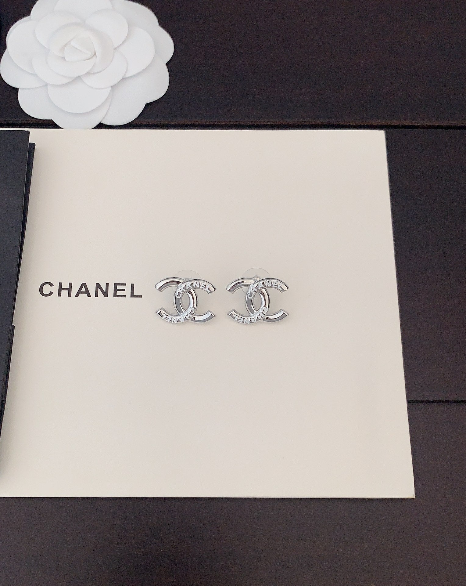 LuxluxHouse Best Quality Accessories Chanel