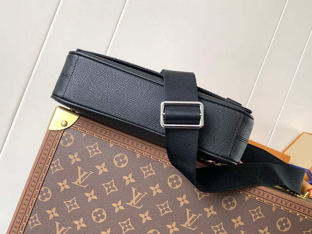 LuxluxHouse Best Quality Bags Louis Vuitton Men
