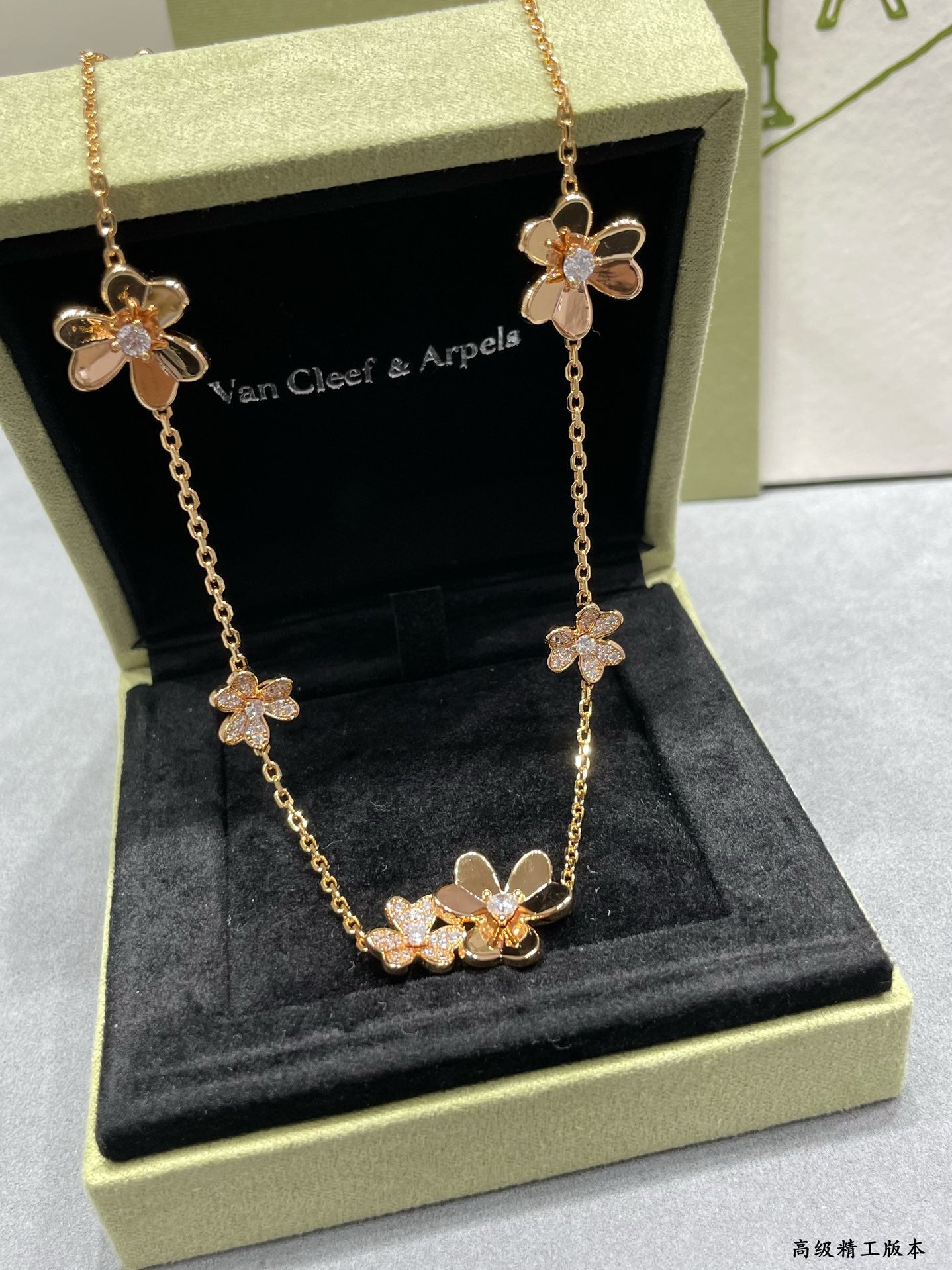 LuxluxHouse Best Quality Accessories Van Cleef & Arpels