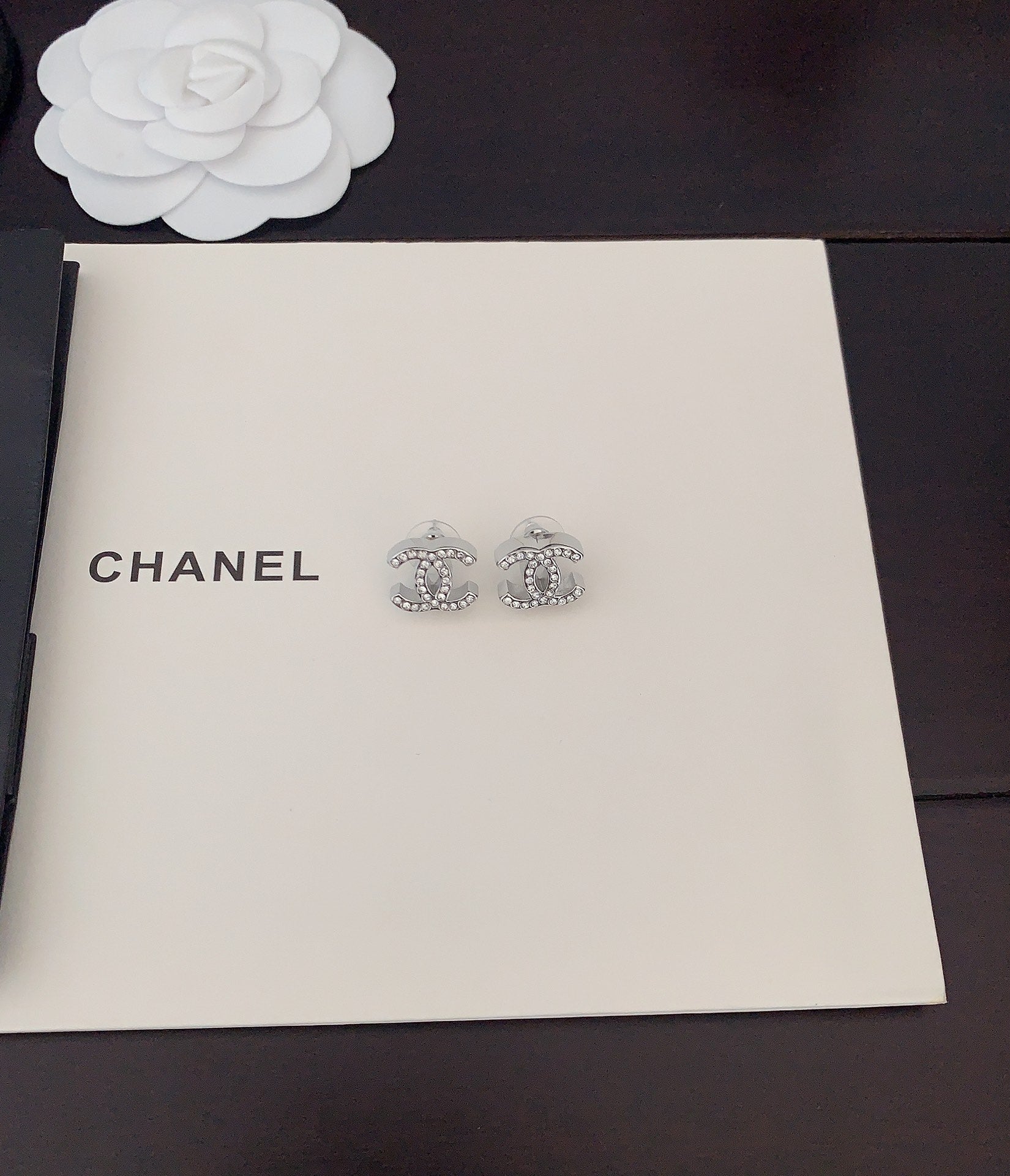 LuxluxHouse Best Quality Accessories Chanel