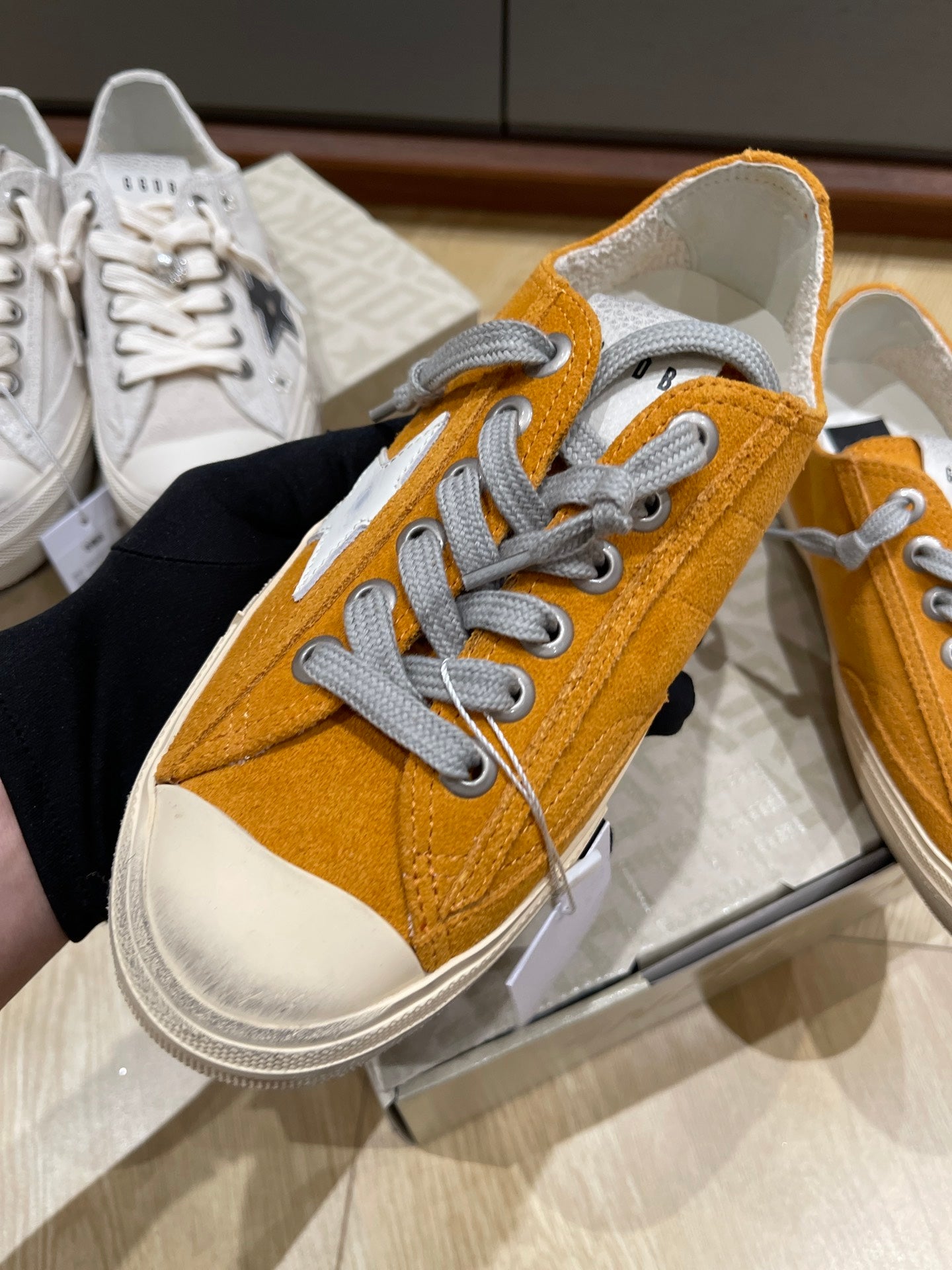 LuxluxHouse Best Quality Shoes Golden Goose