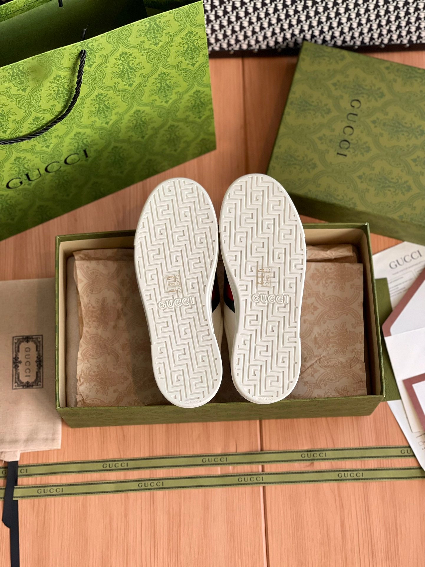 LuxluxHouse Best Quality Gucci Women Shoes
