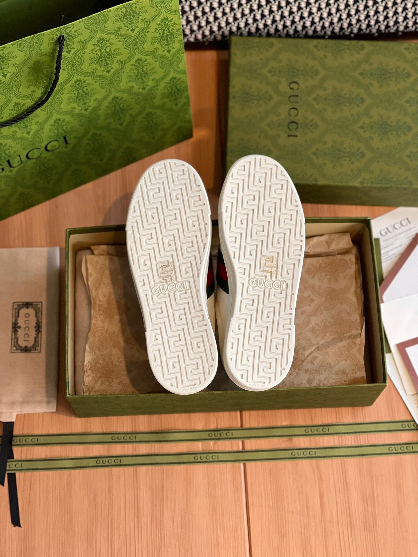 LuxluxHouse Best Quality Gucci Women Shoes