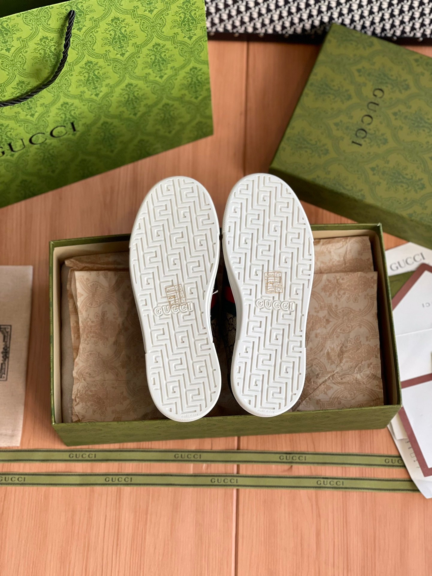 LuxluxHouse Best Quality Gucci Women Shoes