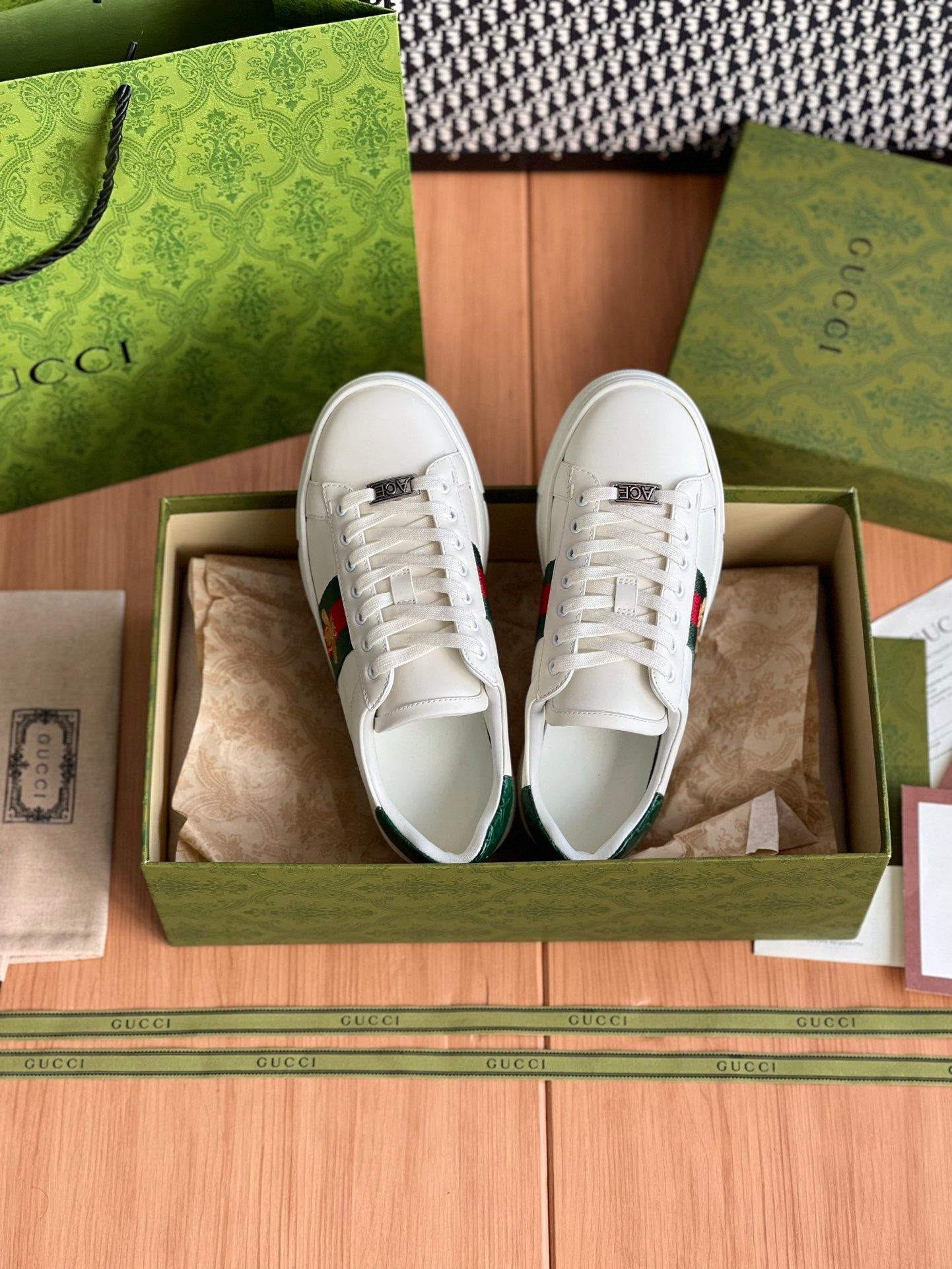 LuxluxHouse Best Quality Gucci Women Shoes
