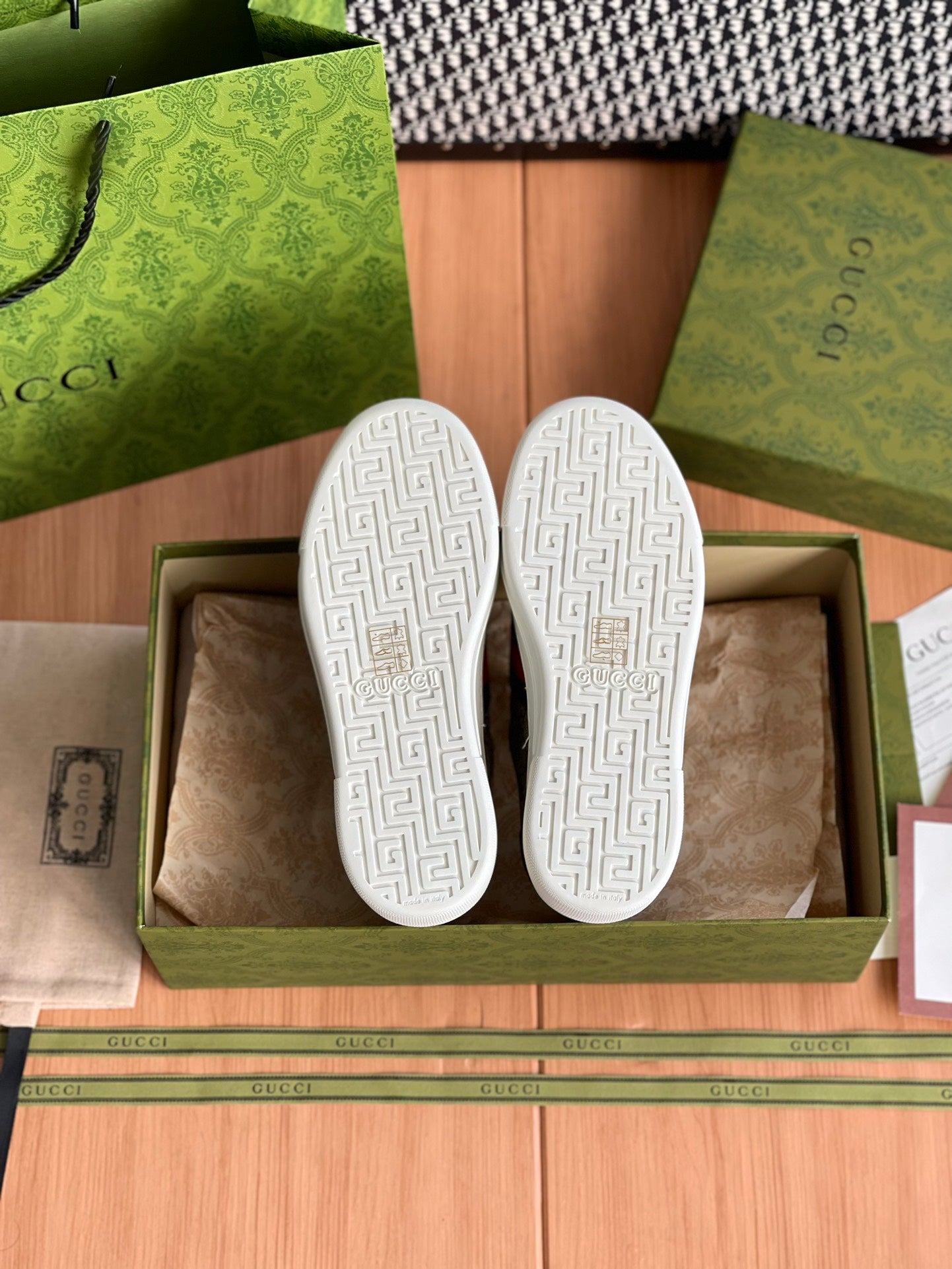 LuxluxHouse Best Quality Gucci Women Shoes