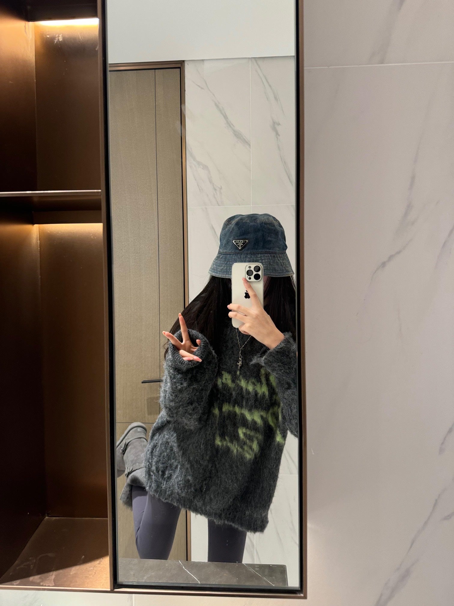 LuxluxHouse Best Quality Clothes Givenchy Hoodie & Sweater