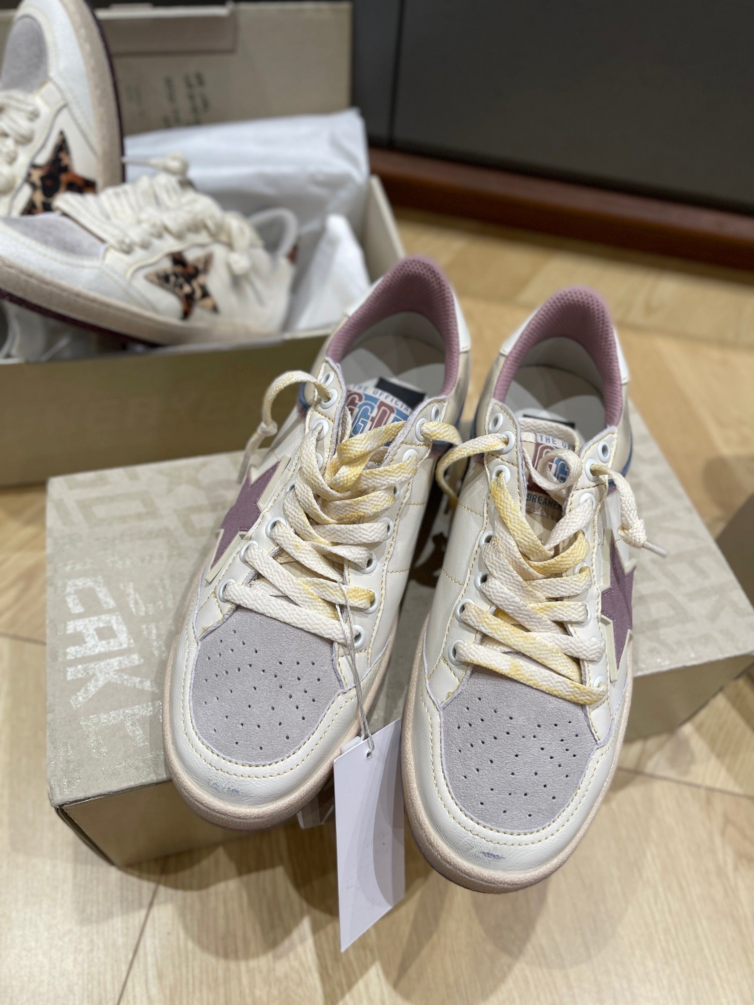 LuxluxHouse Best Quality Shoes Golden Goose