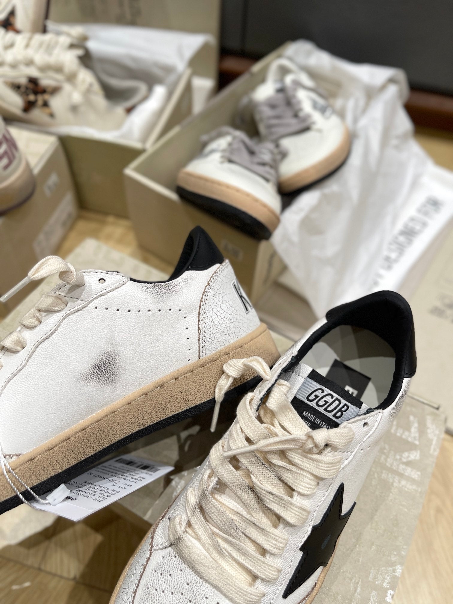 LuxluxHouse Best Quality Shoes Golden Goose