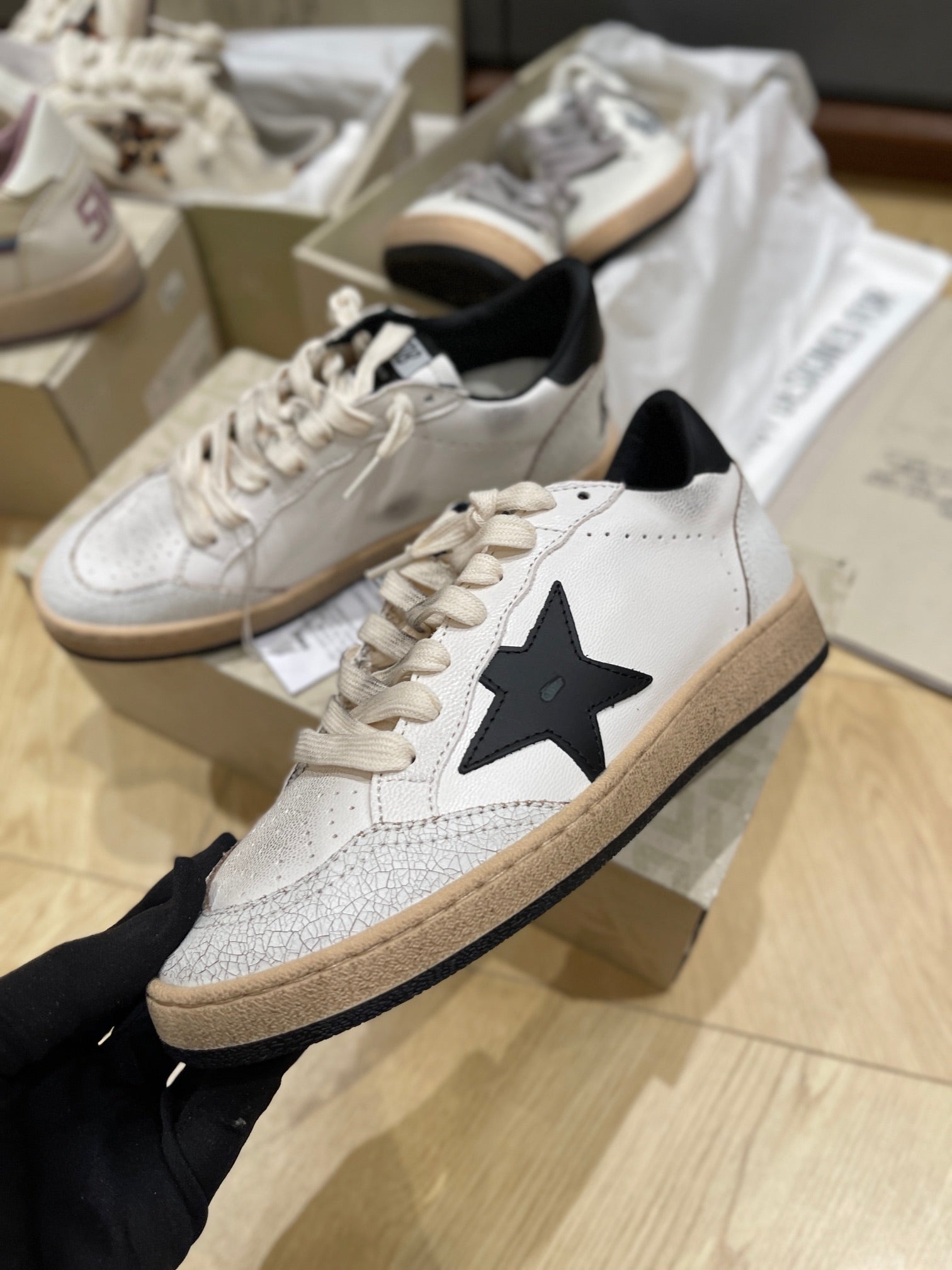 LuxluxHouse Best Quality Shoes Golden Goose