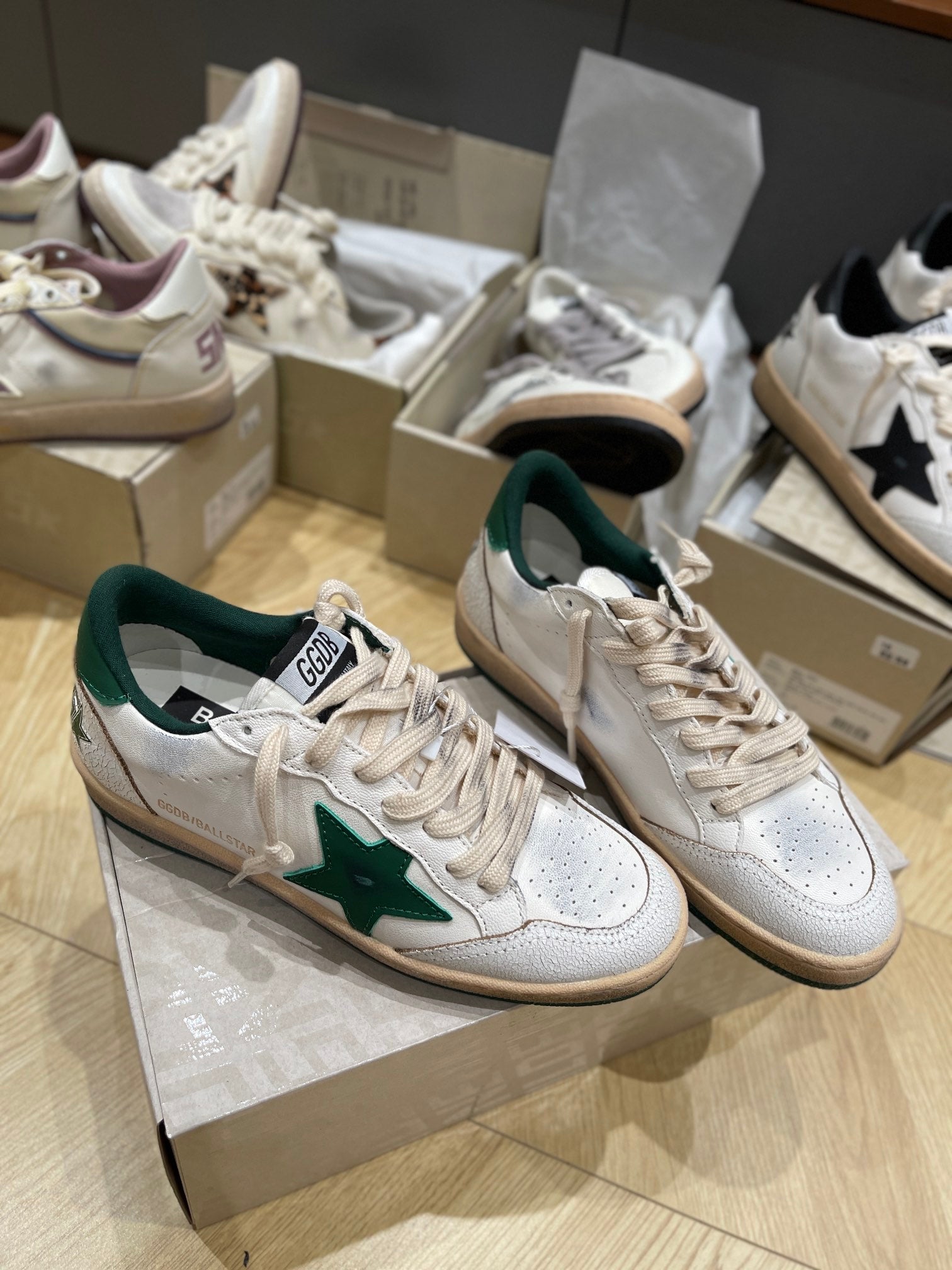 LuxluxHouse Best Quality Shoes Golden Goose