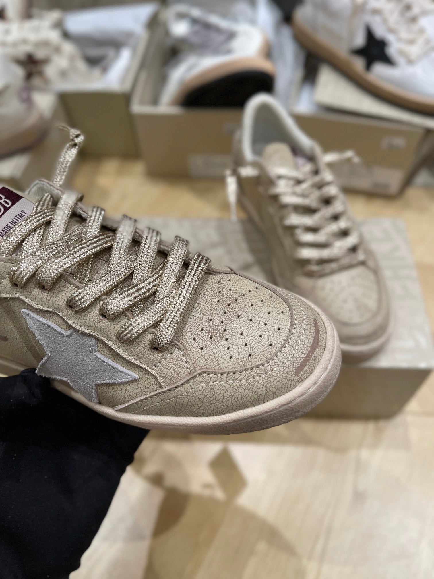 LuxluxHouse Best Quality Shoes Golden Goose