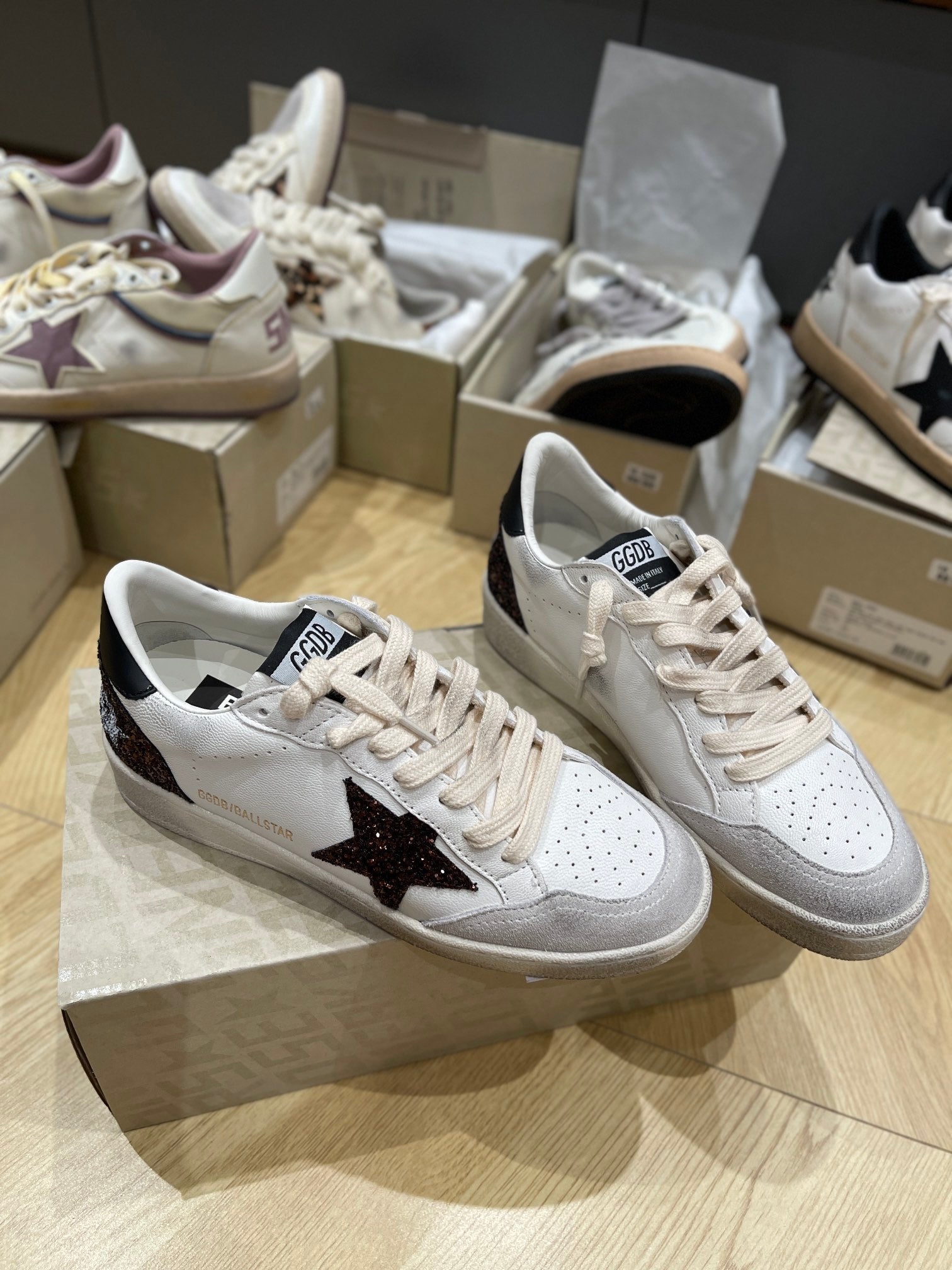 LuxluxHouse Best Quality Shoes Golden Goose
