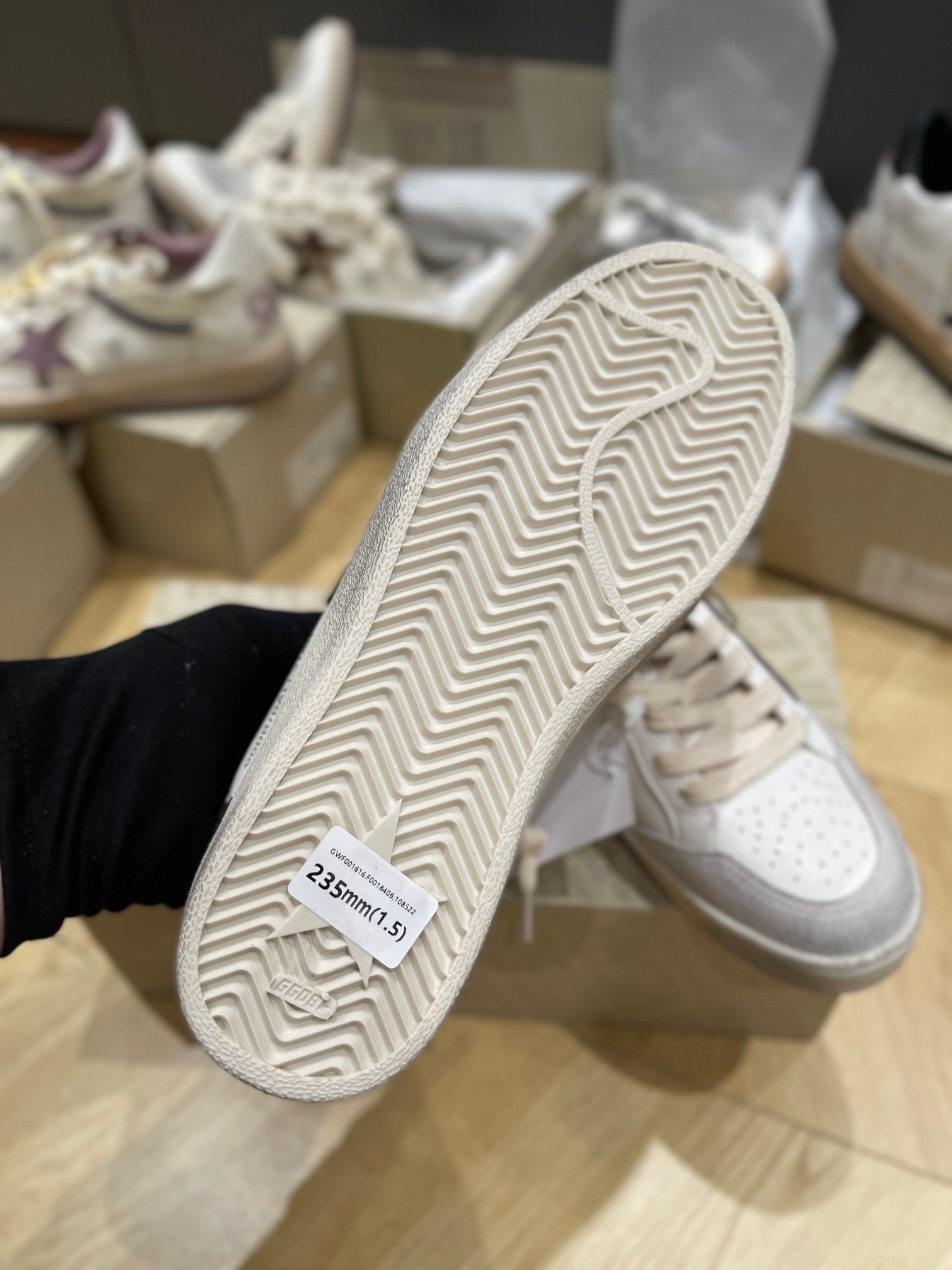 LuxluxHouse Best Quality Shoes Golden Goose