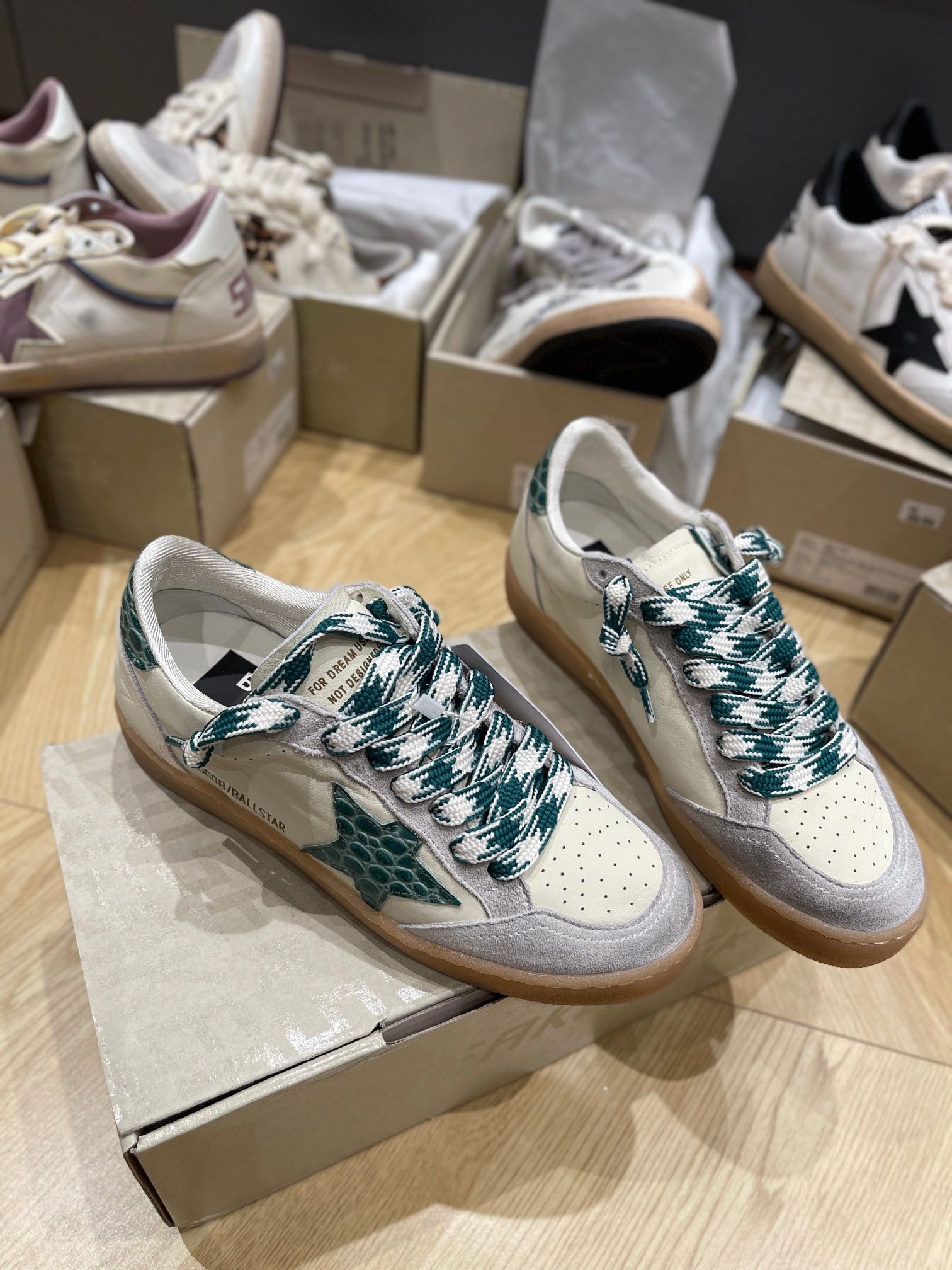 LuxluxHouse Best Quality Shoes Golden Goose