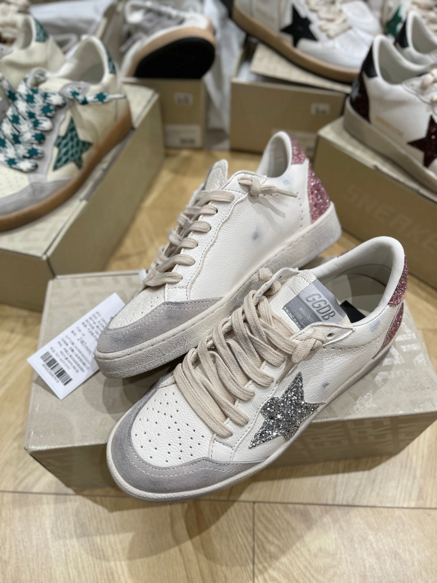 LuxluxHouse Best Quality Shoes Golden Goose