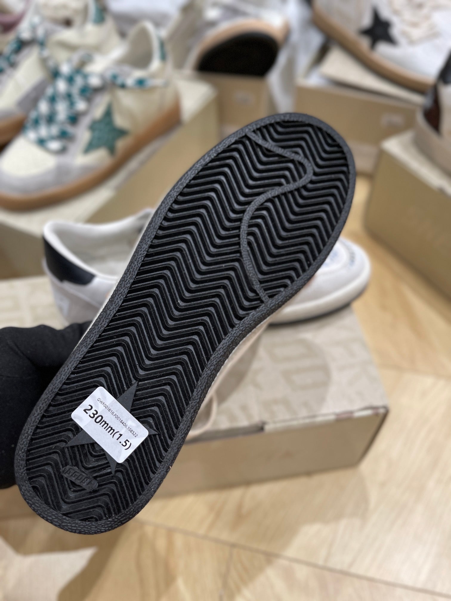 LuxluxHouse Best Quality Shoes Golden Goose