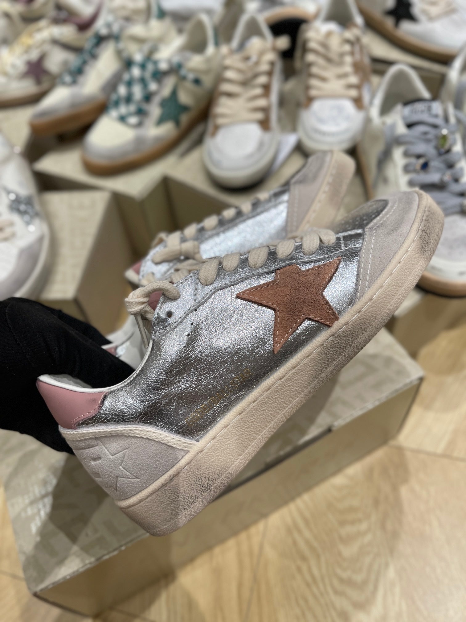 LuxluxHouse Best Quality Shoes Golden Goose