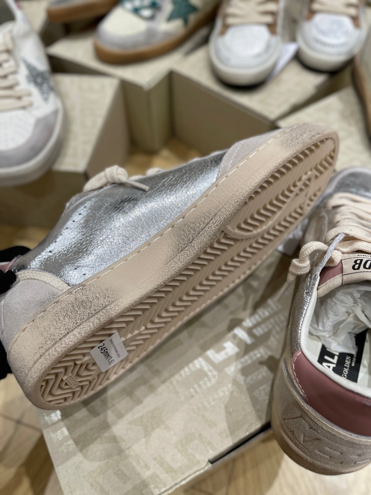 LuxluxHouse Best Quality Shoes Golden Goose
