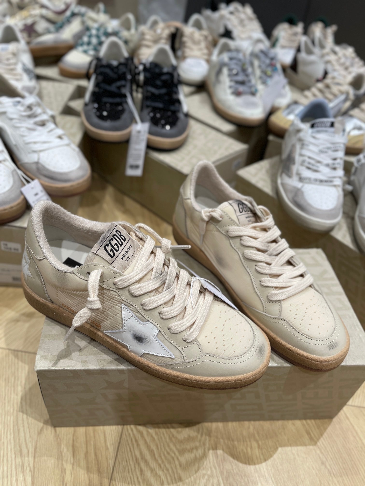 LuxluxHouse Best Quality Shoes Golden Goose