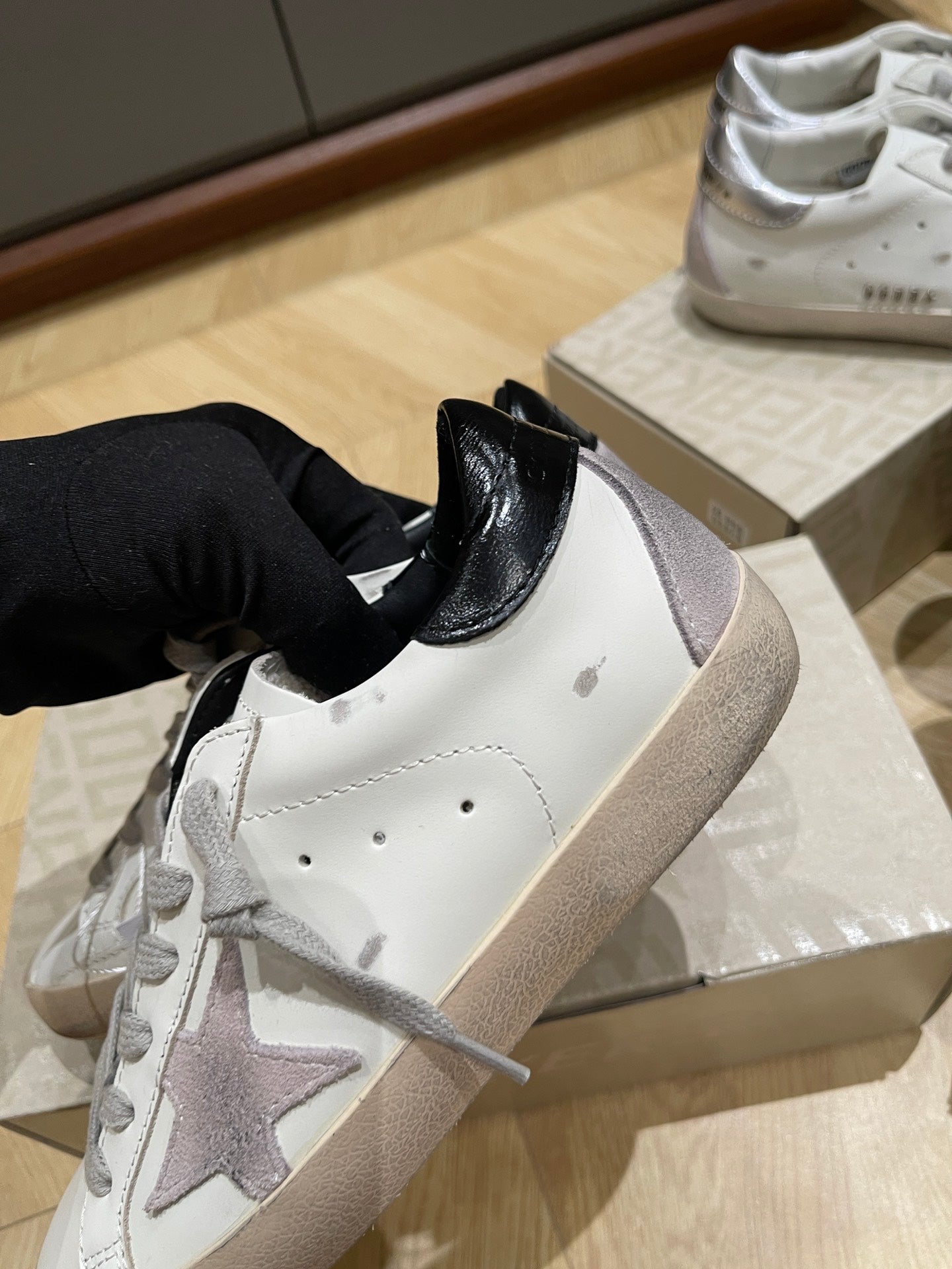 LuxluxHouse Best Quality Shoes Golden Goose