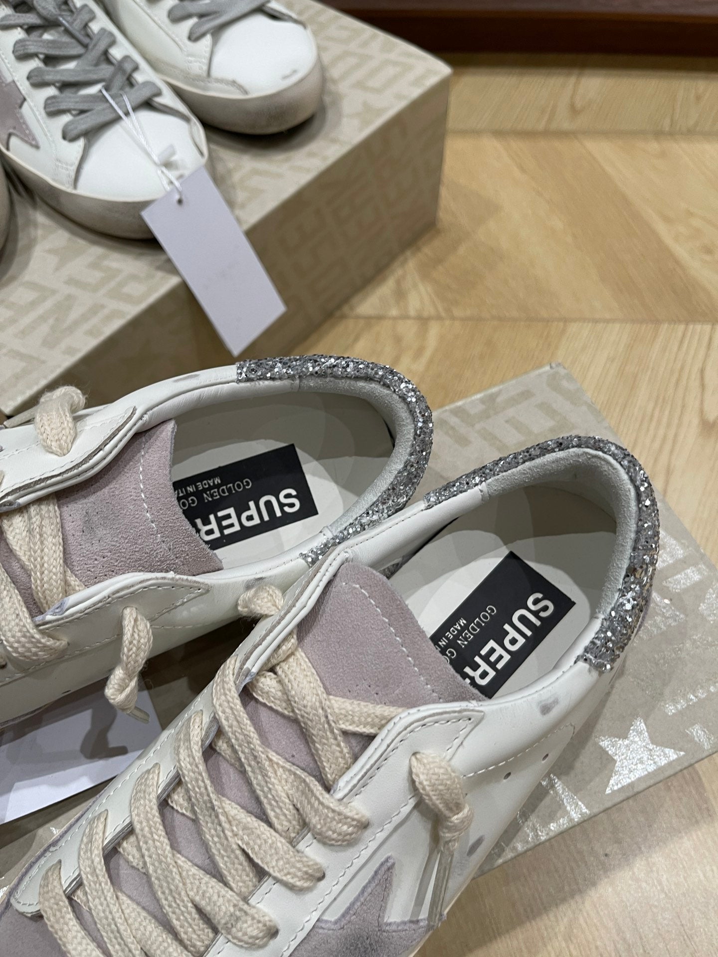 LuxluxHouse Best Quality Shoes Golden Goose