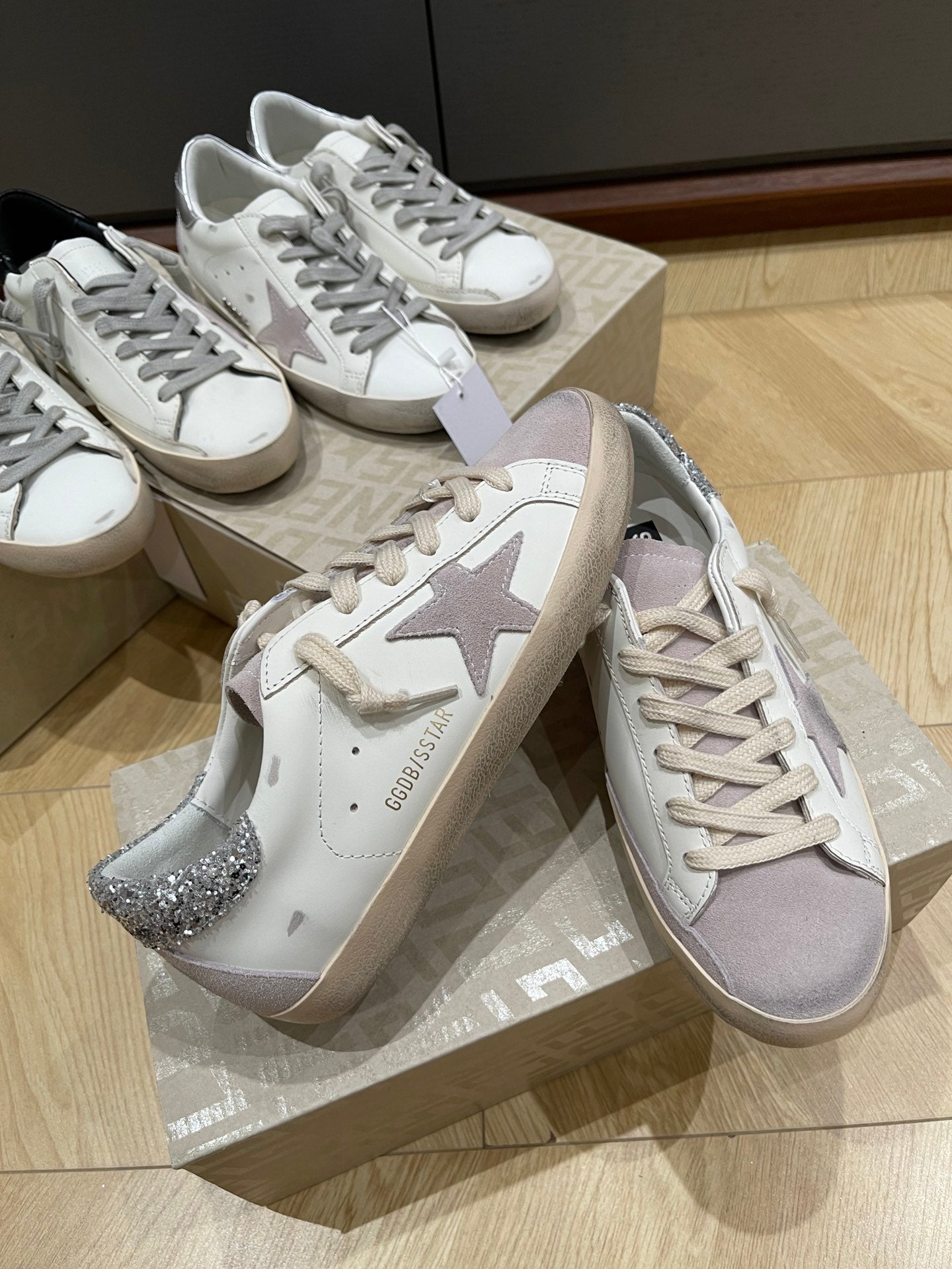 LuxluxHouse Best Quality Shoes Golden Goose