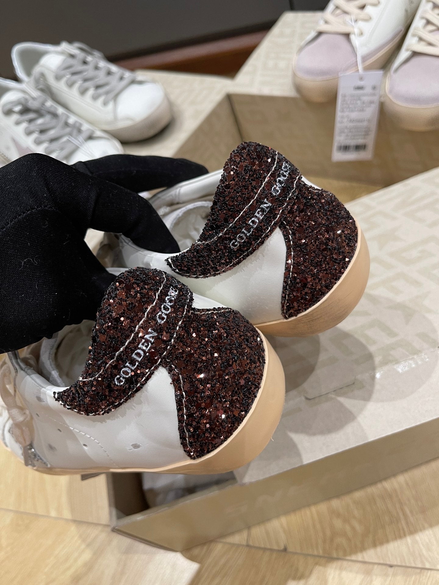 LuxluxHouse Best Quality Shoes Golden Goose