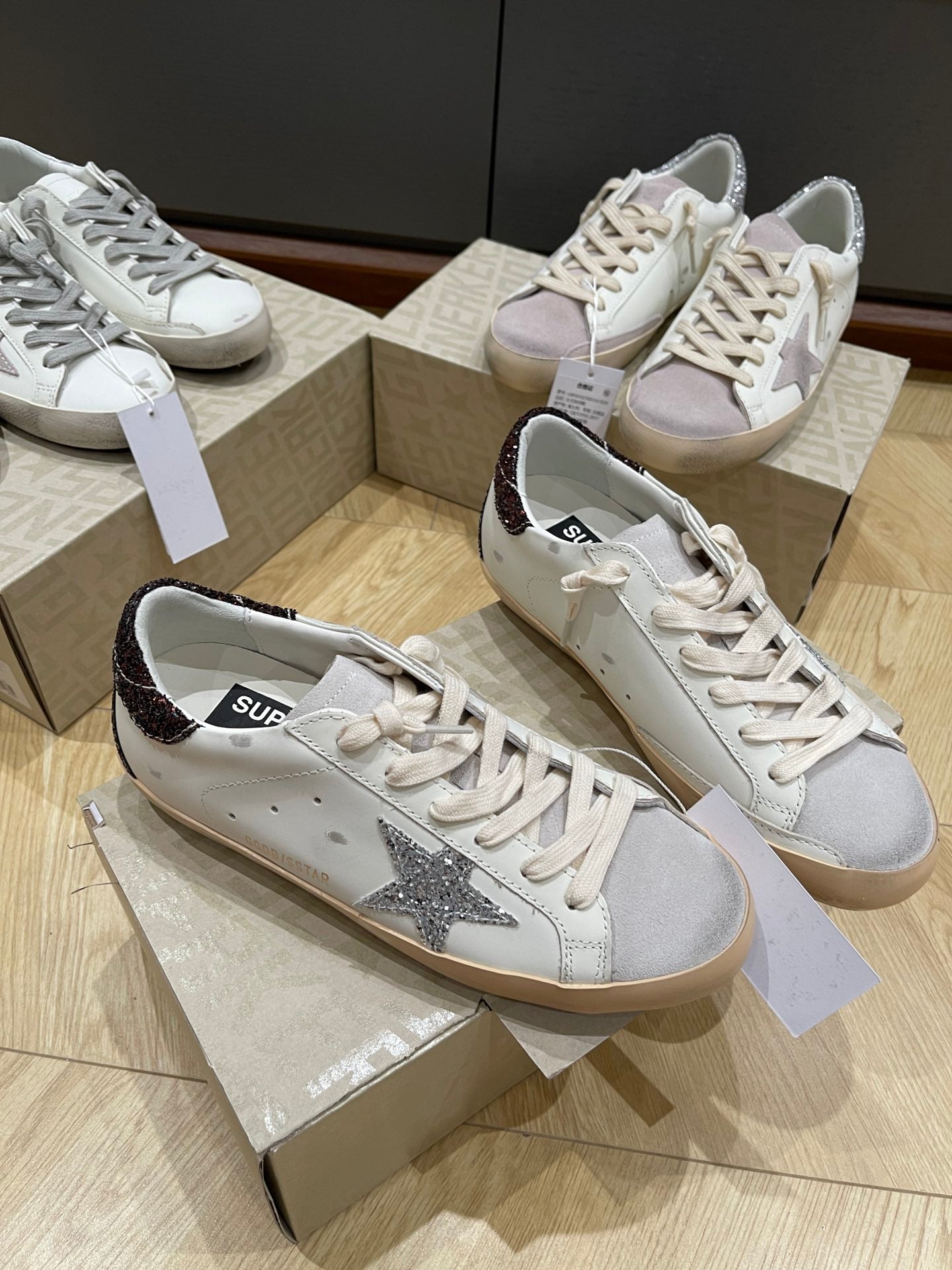 LuxluxHouse Best Quality Shoes Golden Goose
