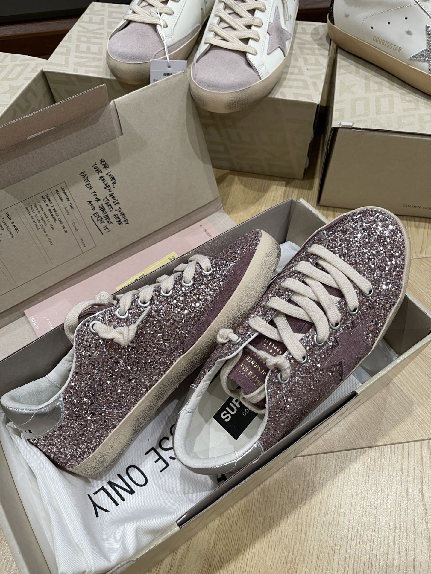 LuxluxHouse Best Quality Shoes Golden Goose