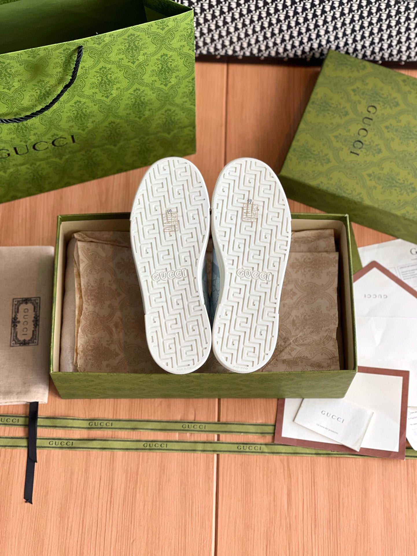 LuxluxHouse Best Quality Gucci Women Shoes