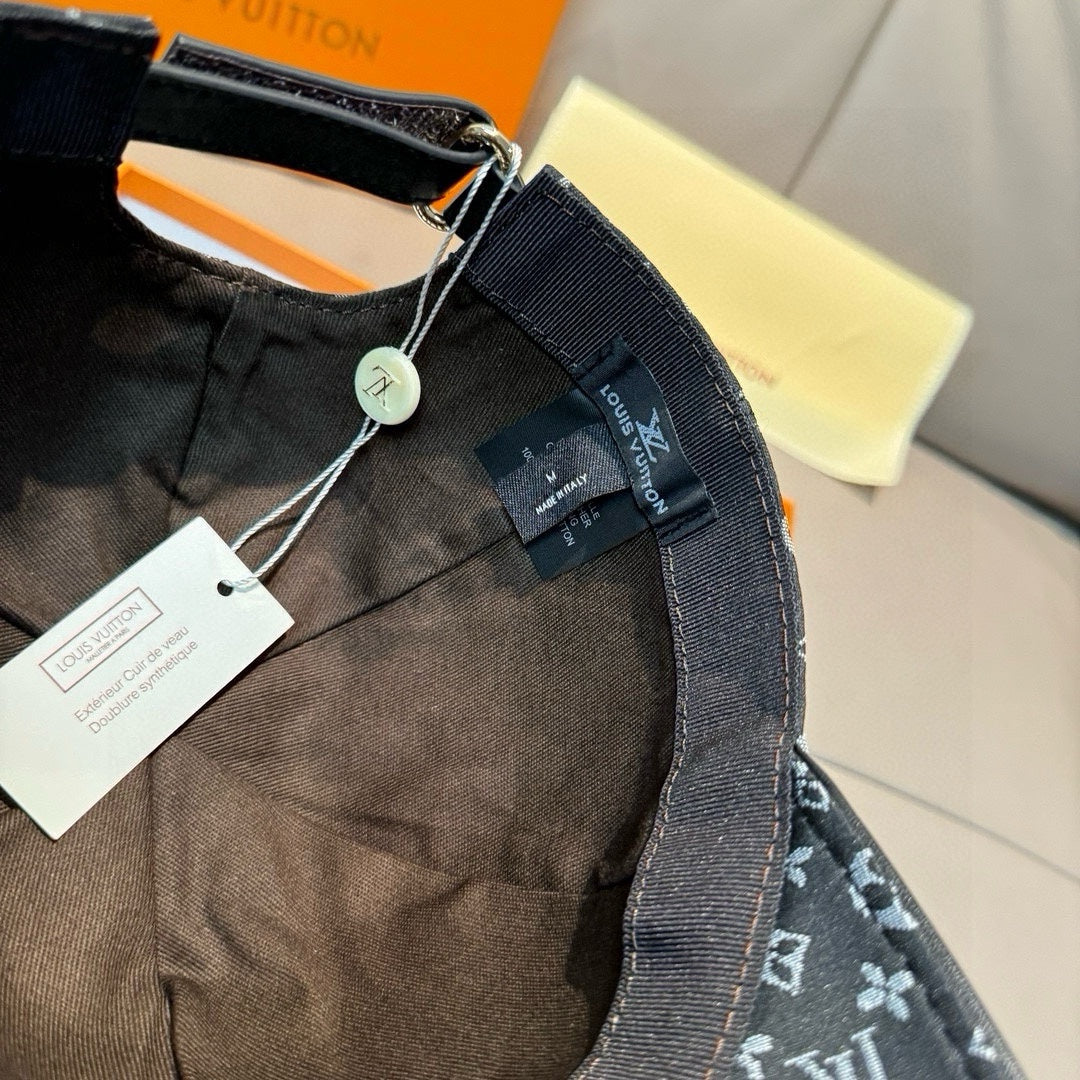 LuxluxHouse Best Quality Caps Louis Vuitton