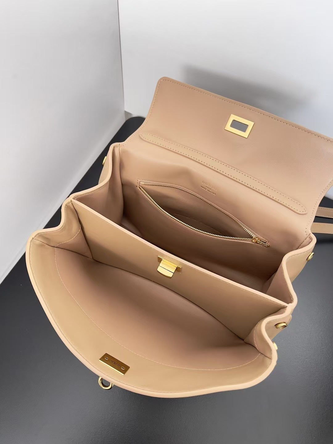 LuxluxHouse Best Quality Bags Balenciaga