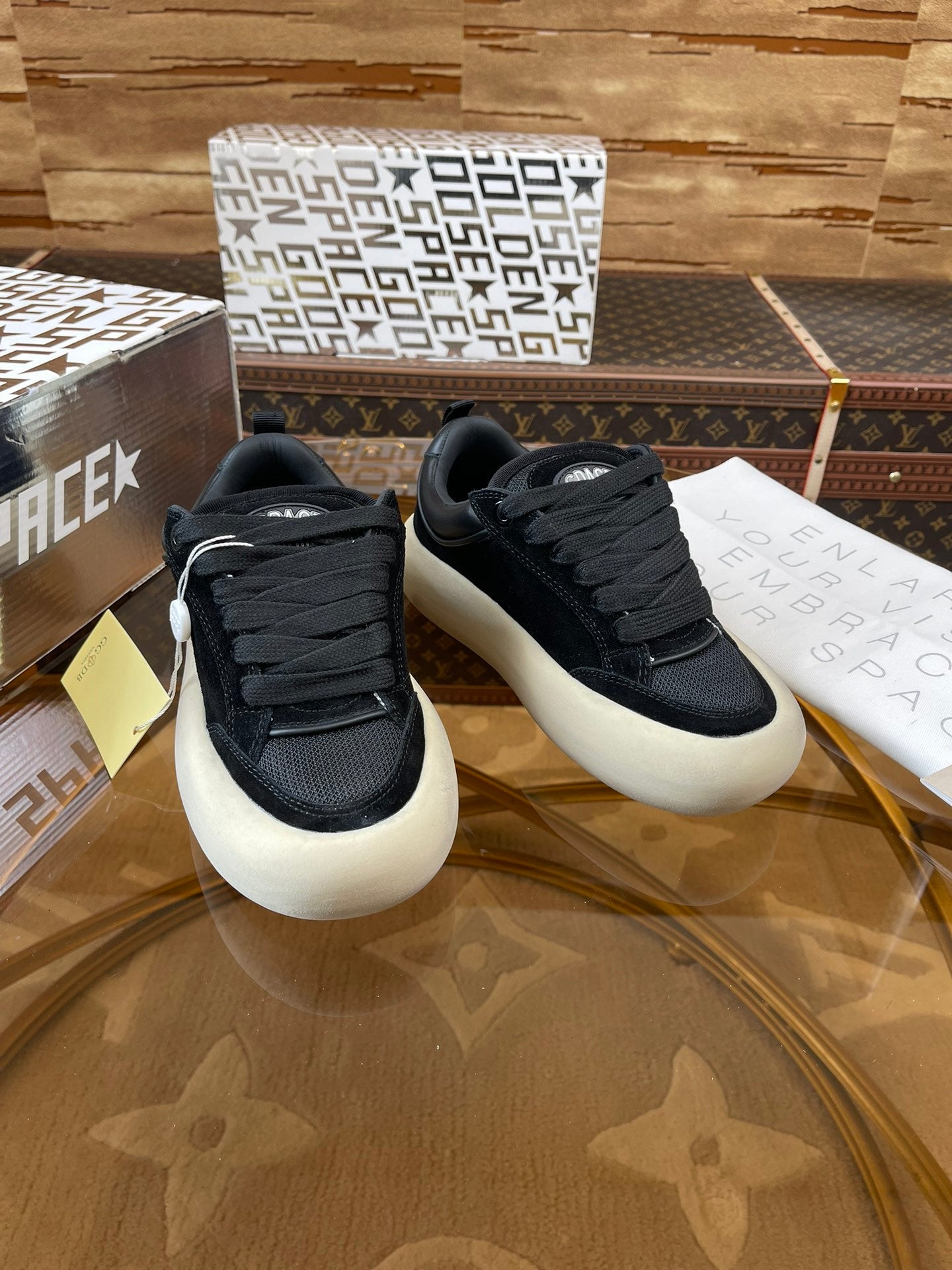 LuxluxHouse Best Quality Shoes Golden Goose